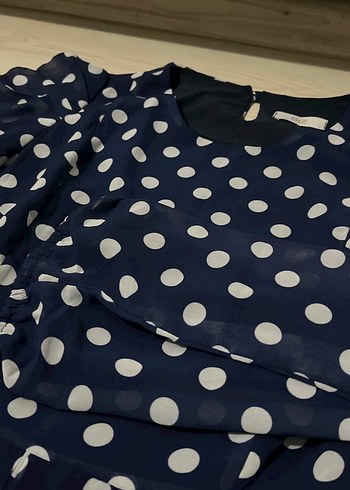 Uzun Kollu Puantiyeli Fırfırlı Kadın Bluz - Görsel 2