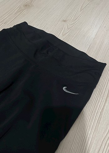 Nike s