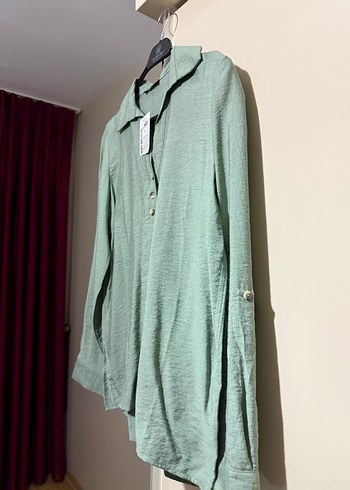 Yeşil Düğmeli Uzun Kollu Keten Gömlek - Görsel 3