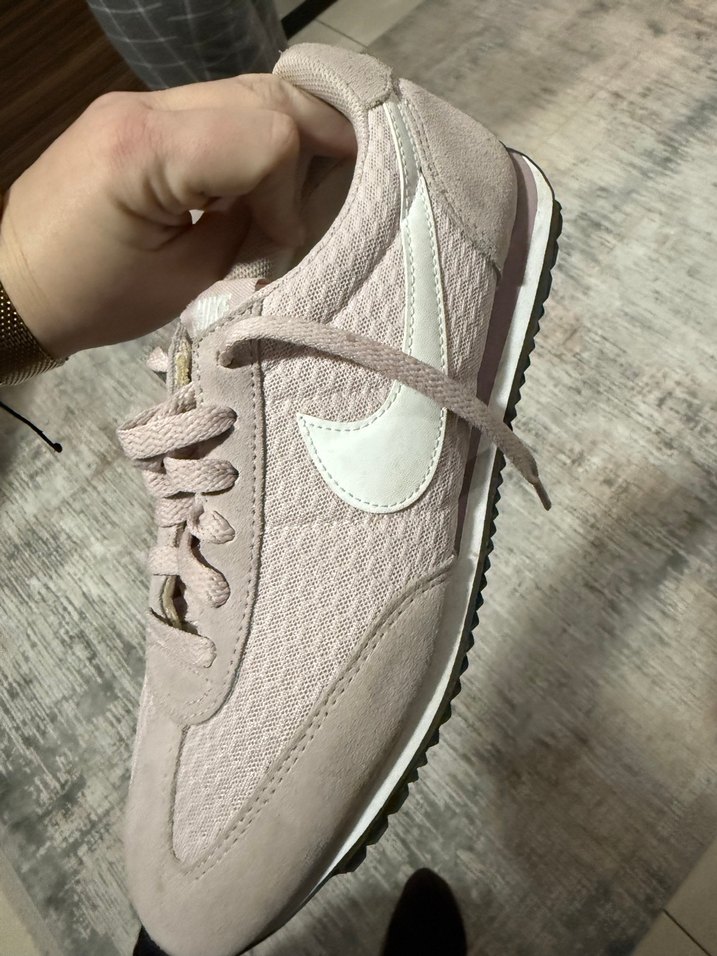Nike Pembe Dolgu Topuklu Bağcıklı Sneakers - Görsel 4