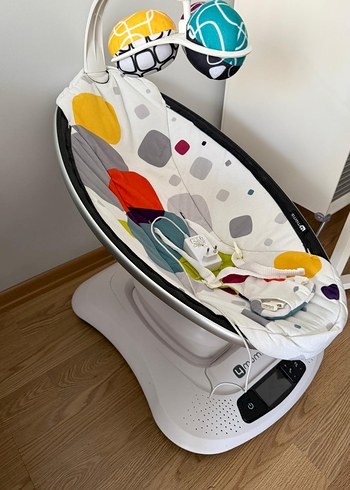 4moms Çok Renkli Bebek Salıncağı Ana kucağı - Görsel 3