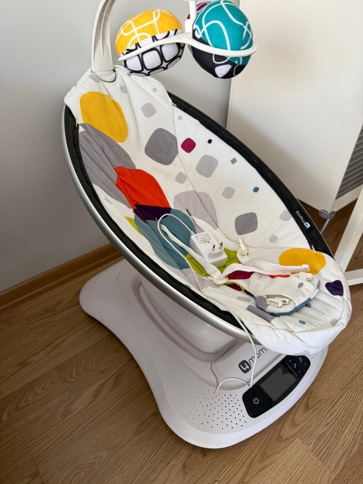 4moms Çok Renkli Bebek Salıncağı Ana kucağı - Görsel 3