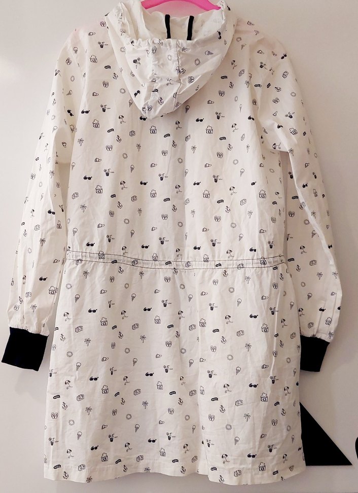 Düğmeli Beyaz Midi Kadın Yağmurluk - Görsel 2