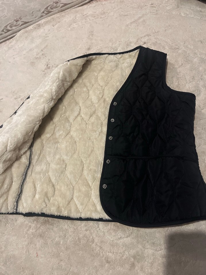 Düğmeli Siyah Kadın Yelek - Görsel 2