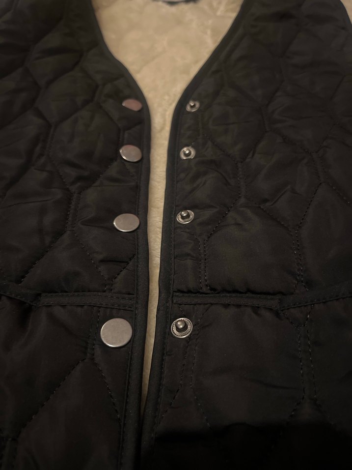 Düğmeli Siyah Kadın Yelek - Görsel 4