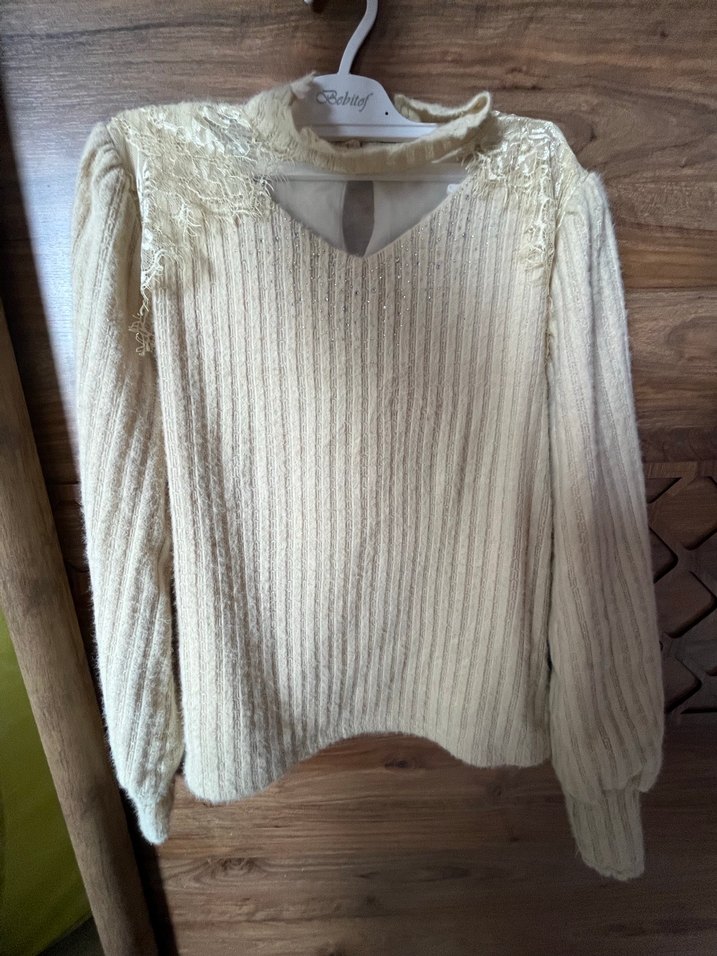 Bej Yüksek Yakalı Kadın Triko Kazak - Görsel 4