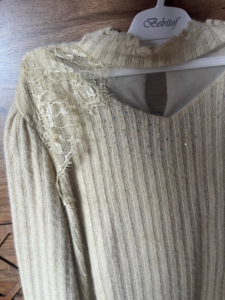 Bej Yüksek Yakalı Kadın Triko Kazak - Görsel 2