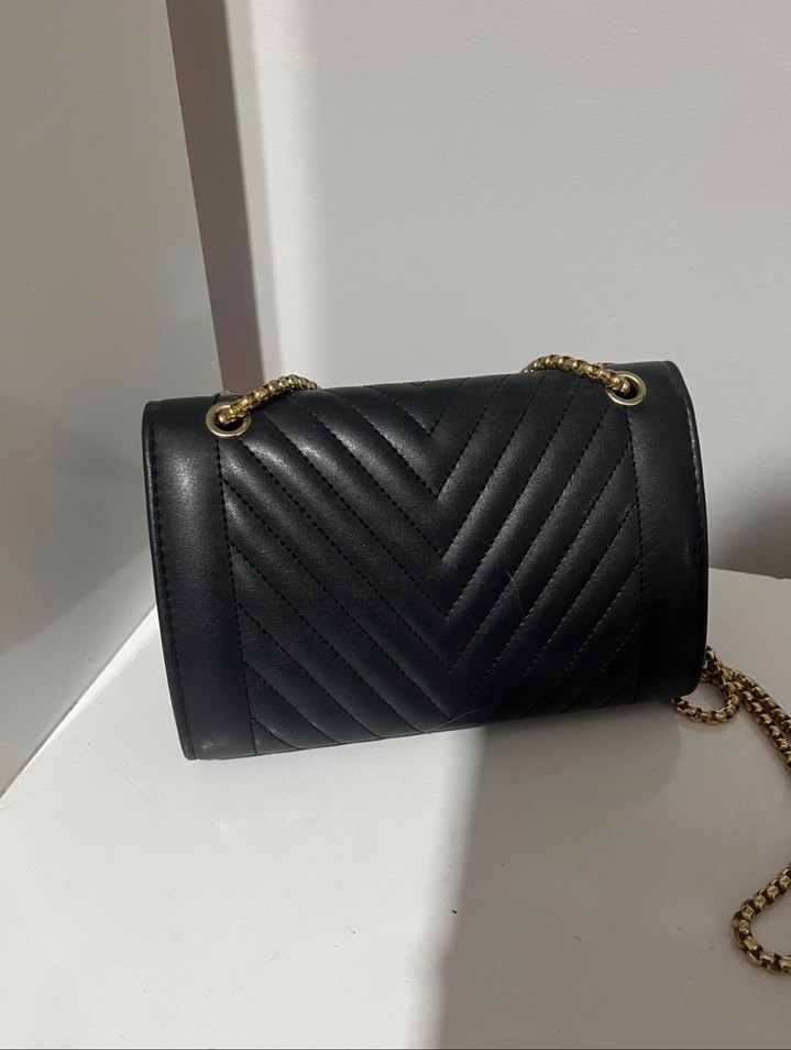 Zincir Detaylı Siyah Deri Kadın Çanta - Görsel 2