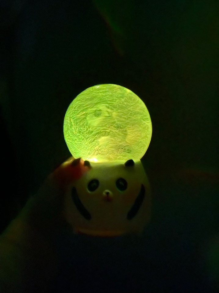 Beyaz Panda Figürlü Kar Küresi - Görsel 2