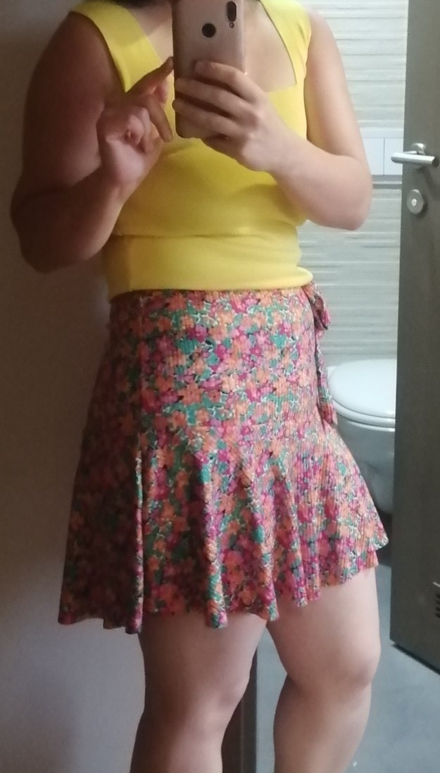 Renkli Desenli Midi Mini Etek - Görsel 2