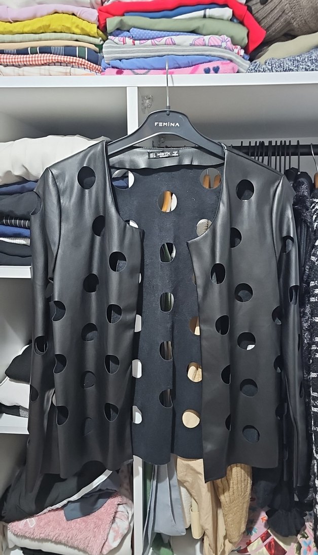 Kadın Siyah Puantiyeli Mini Deri Ceket - Görsel 2