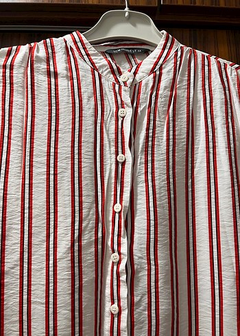 Uzun Kollu Kırmızı Çizgili Bohem Gömlek - Görsel 2