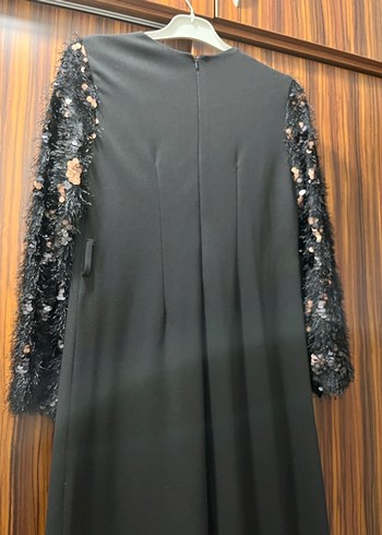 Siyah Kadın Uzun Kollu Kürklü Elbise - Görsel 6