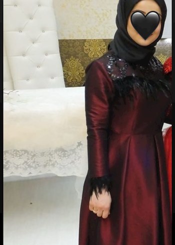 Bordo Uzun Kollu Kürk Detaylı Gece Elbisesi - Görsel 8