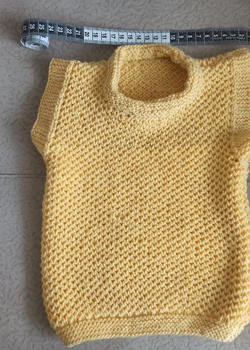 Kız Çocuk Sarı Örgü Kolsuz Süveter - Görsel 2