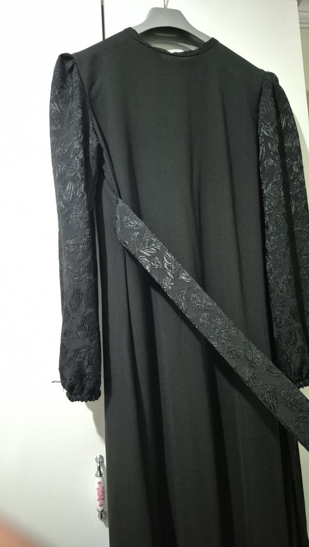 Uzun Siyah Gotik Kadın Elbise - Görsel 3