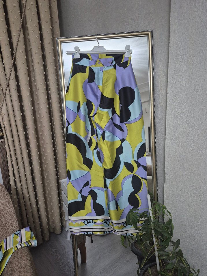 Renkli Mini Batik Desenli Kadın Gömlek - Görsel 2