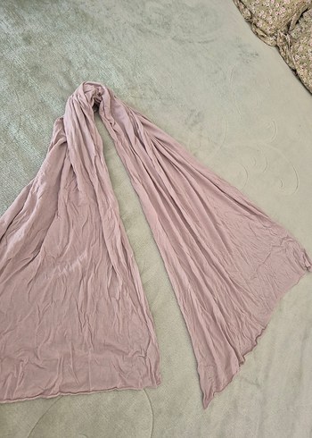 Kadın şalar  ayreten iki tanesida penye şaldır.. tansi 55 tl dir - Görsel 2