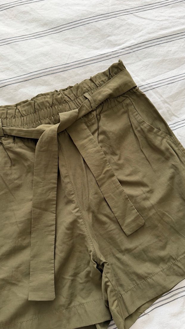 Kemerli Haki Keten Mini Şort - Görsel 2