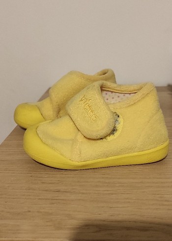 Vicci Sarı Sıcak Terlik Velcro Bantlı - Görsel 4