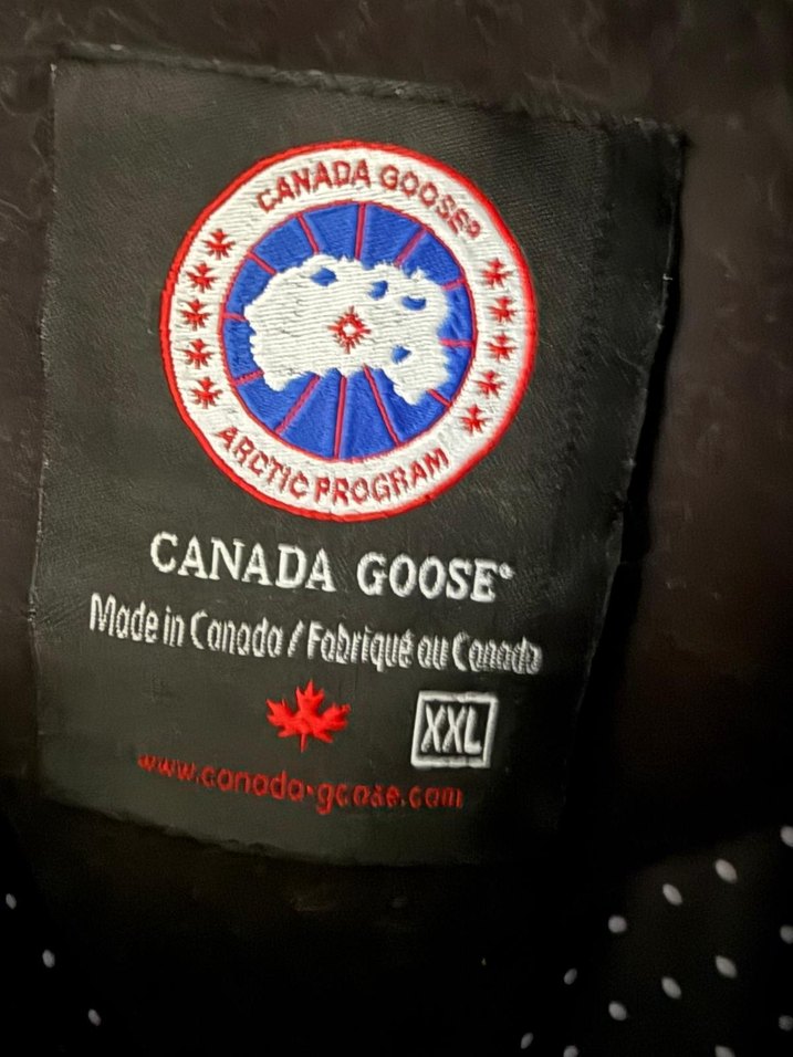 Düğmeli Siyah Erkek Yelek - Görsel 3