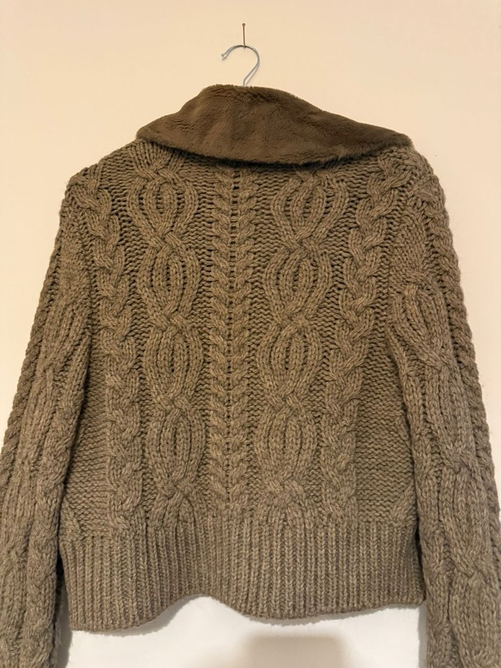 Boynu kürk hırka - Görsel 2