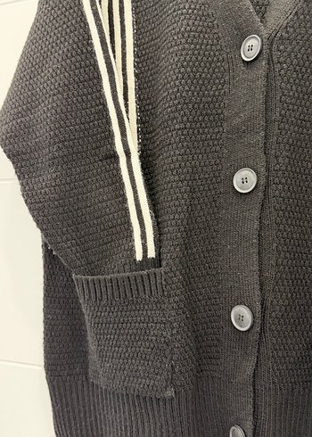 Siyah Çizgili Triko Kadın Hırka - Görsel 2