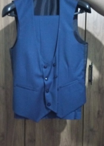 Erkek Koyu Mavi Düğmeli Takım Elbise - Görsel 2