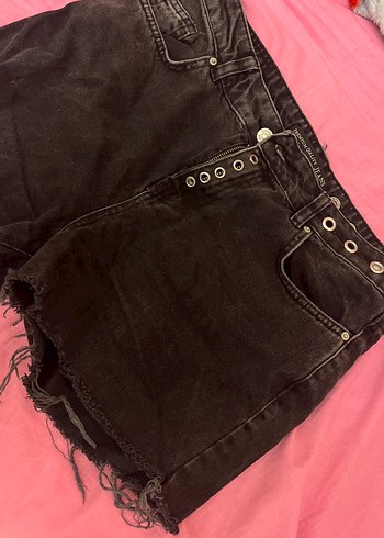 Düğmeli Siyah Denim Şort - Görsel 3