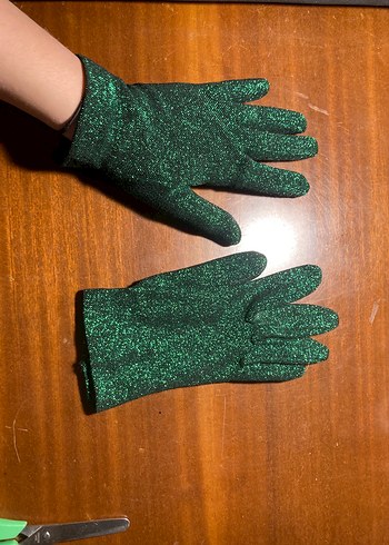 Yeşil Simli Kadın Eldivenleri - Görsel 4