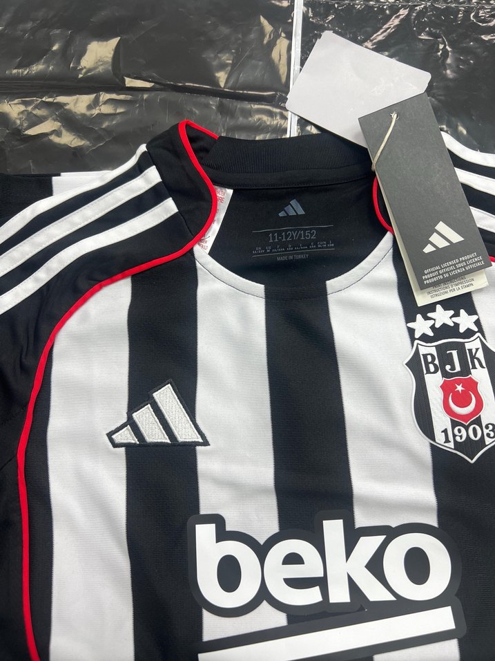 BJK Siyah Beyaz Çizgili Çocuk Forma 2025-26 sezon - Görsel 4