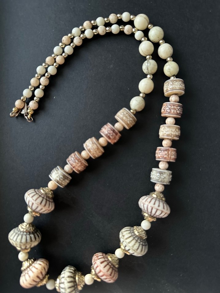 Bej Desenli Uzun Boncuklu Kadın Kolye/ Etnik Desenli - Görsel 5