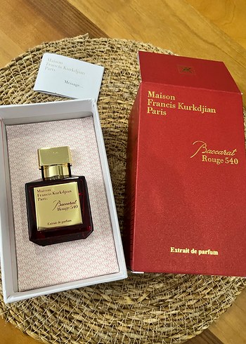 Maison Francis Kurkdjian Baccarat Rouge 540 Kadın Parfümü - Görsel 4
