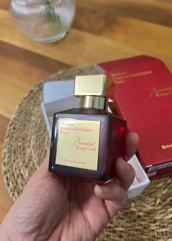 Maison Francis Kurkdjian Baccarat Rouge 540 Kadın Parfümü - Görsel 3