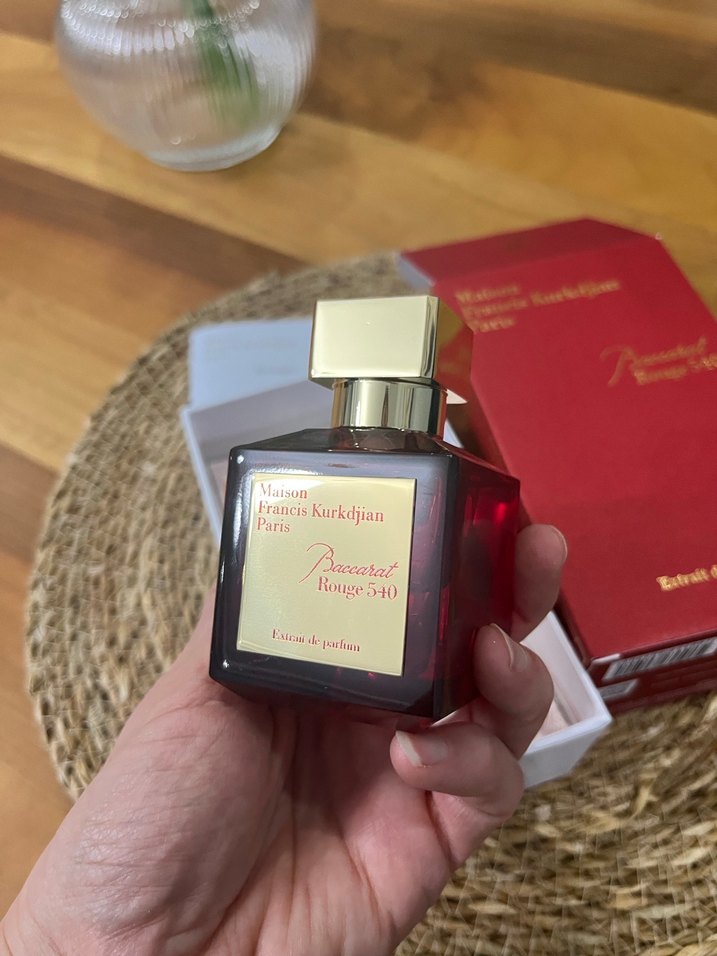 Maison Francis Kurkdjian Baccarat Rouge 540 Kadın Parfümü - Görsel 3