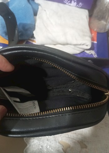 Zincir Detaylı Siyah Yılan Desenli Deri Çanta - Görsel 2