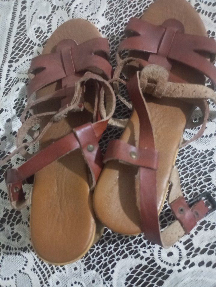 Bej Yılan Desenli Dolgu Topuklu Kadın Sandalet - Görsel 3