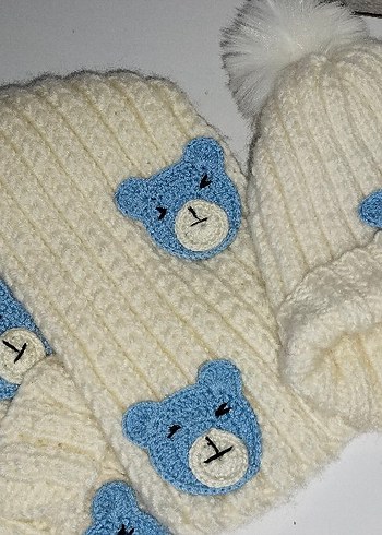 Nakışlı Ayı Figürlü Beyaz Örgü Çocuk Bere ve Atkı - Görsel 2