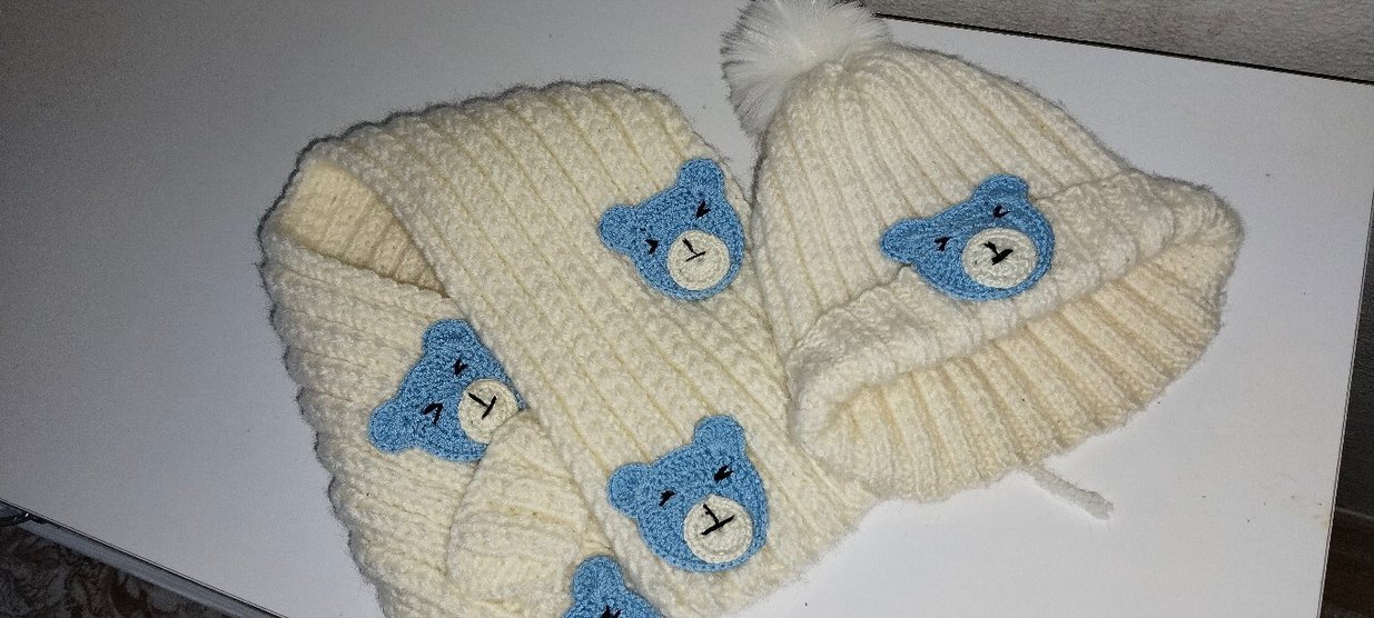 Nakışlı Ayı Figürlü Beyaz Örgü Çocuk Bere ve Atkı - Görsel 2