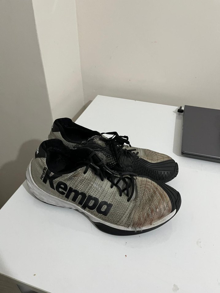 2023 te aldım gri kempa eskrim ayakkabısı 42 numara - Görsel 5