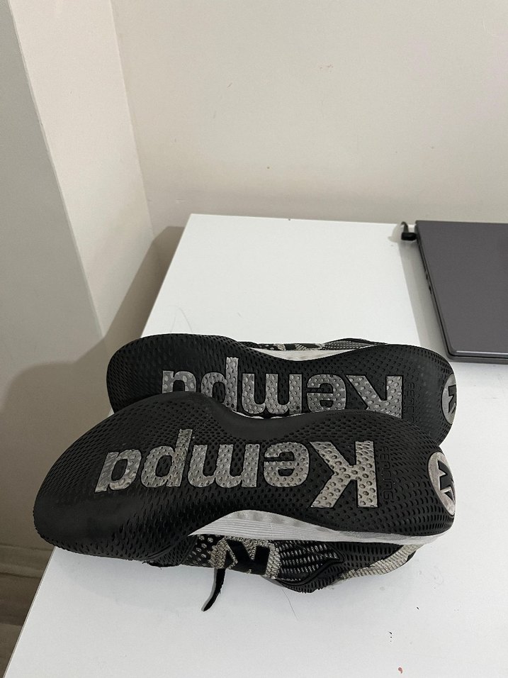 2023 te aldım gri kempa eskrim ayakkabısı 42 numara - Görsel 4