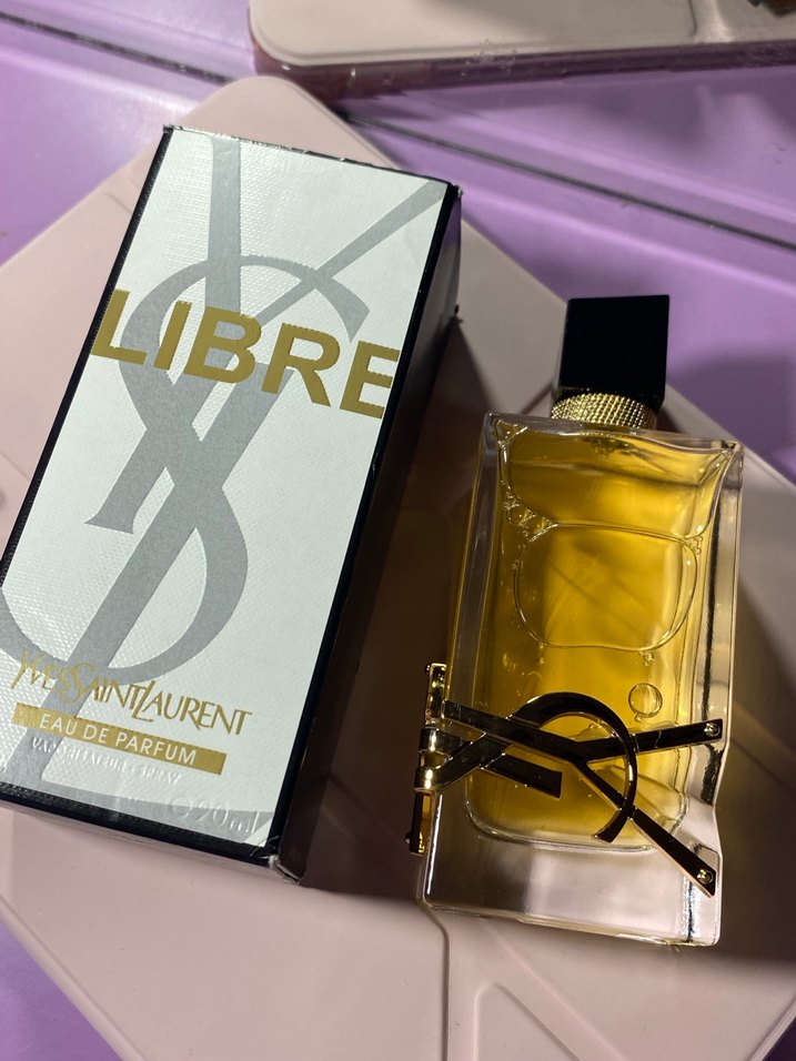 Yves Saint Laurent Libre Kadın Parfümü 100 ml - Görsel 3