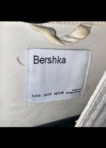 Beyaz Kemerli Kısa Kadın Ceket - Görsel 2