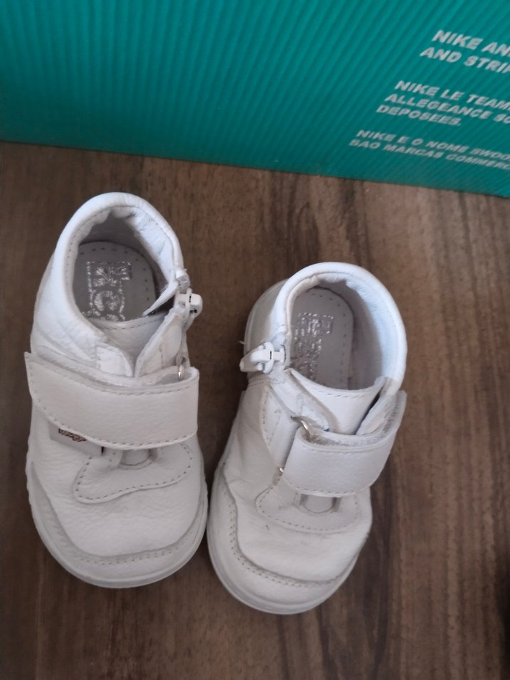 Beyaz Erkek Bebek İlk Adım Ayakkabısı - Görsel 2