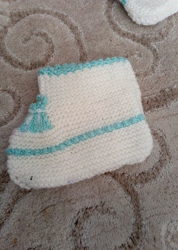 Beyaz Pastel Bebek Önlüğü - Görsel 2