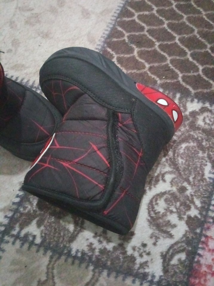 Kırmızı Örümcek Adam Desenli Erkek Bot - Görsel 5