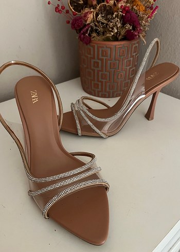 Zara Bej Deri Stiletto Topuklu Kadın Ayakkabı - Görsel 2