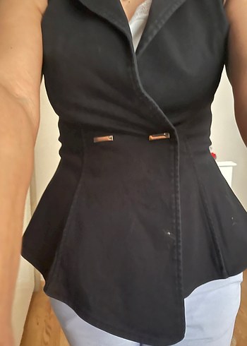 Düğmeli Siyah Kadın Yelek - Görsel 3