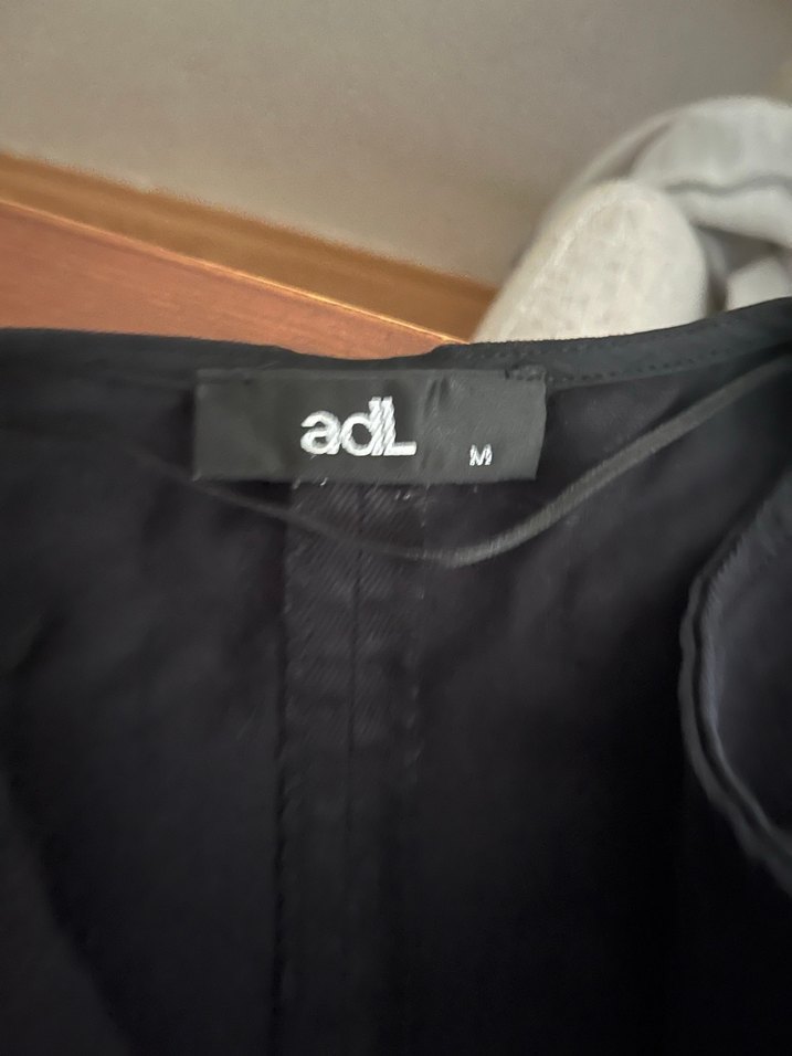 Düğmeli Siyah Kadın Yelek - Görsel 4