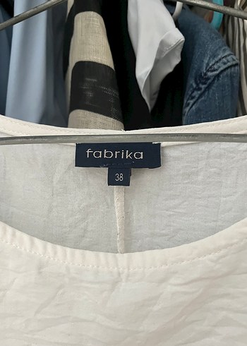 Fabrika Beyaz Kısa Kollu Salaş Bluz - Görsel 2